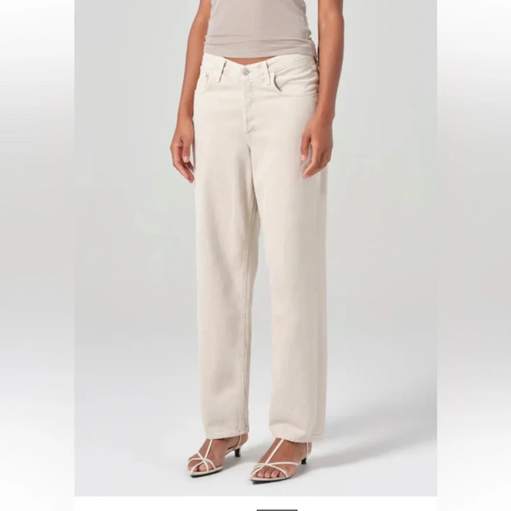 AGOLDE V-Waist Baggy Straight Leg Jeans (Scone) - Picture 1 of 8